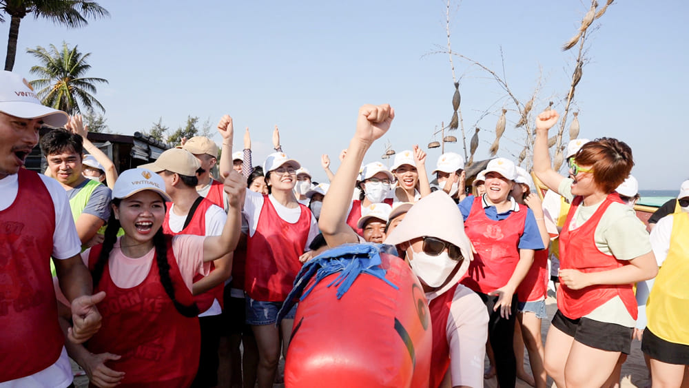 EcoWash HCMC - Company Trip 2022: Play Hard, Even If You Faint, You Must Play
